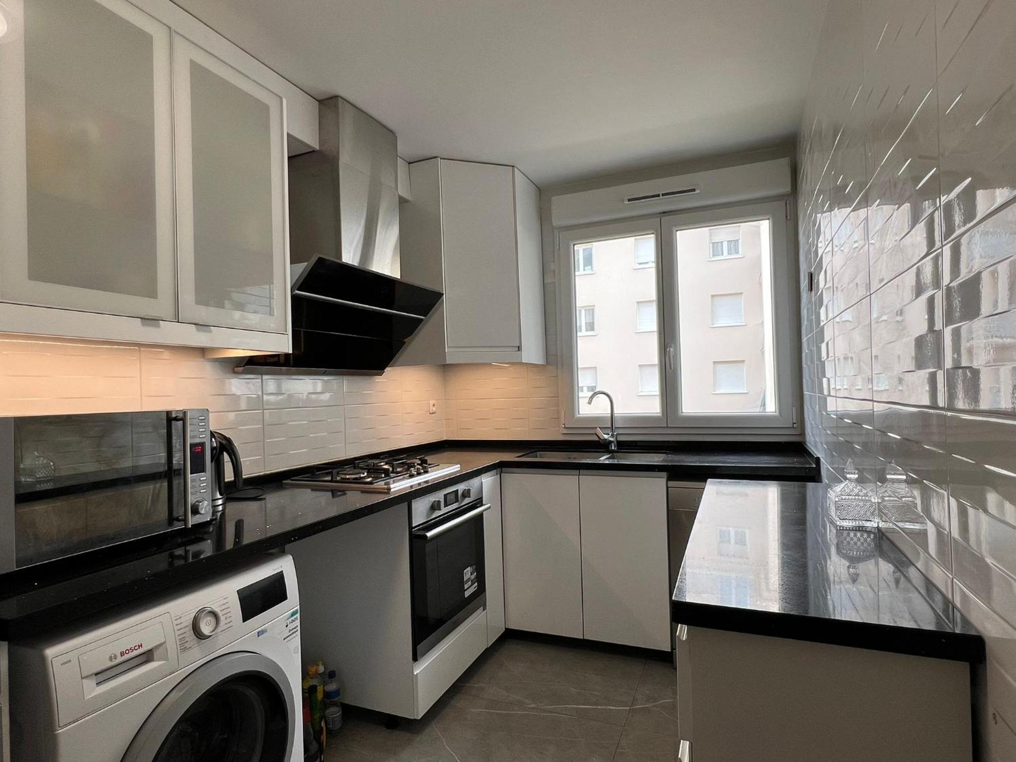 Location 3 Chambres Spacieuses Dans Appartment 2 Mn Rer Bussy Saint Georges Luaran gambar